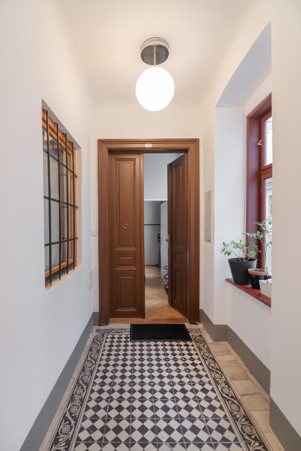 Hochwertiges Apartment Mit Direkter Anbindung Zum Zentrum In Hippen Viertel Wien Exterior foto
